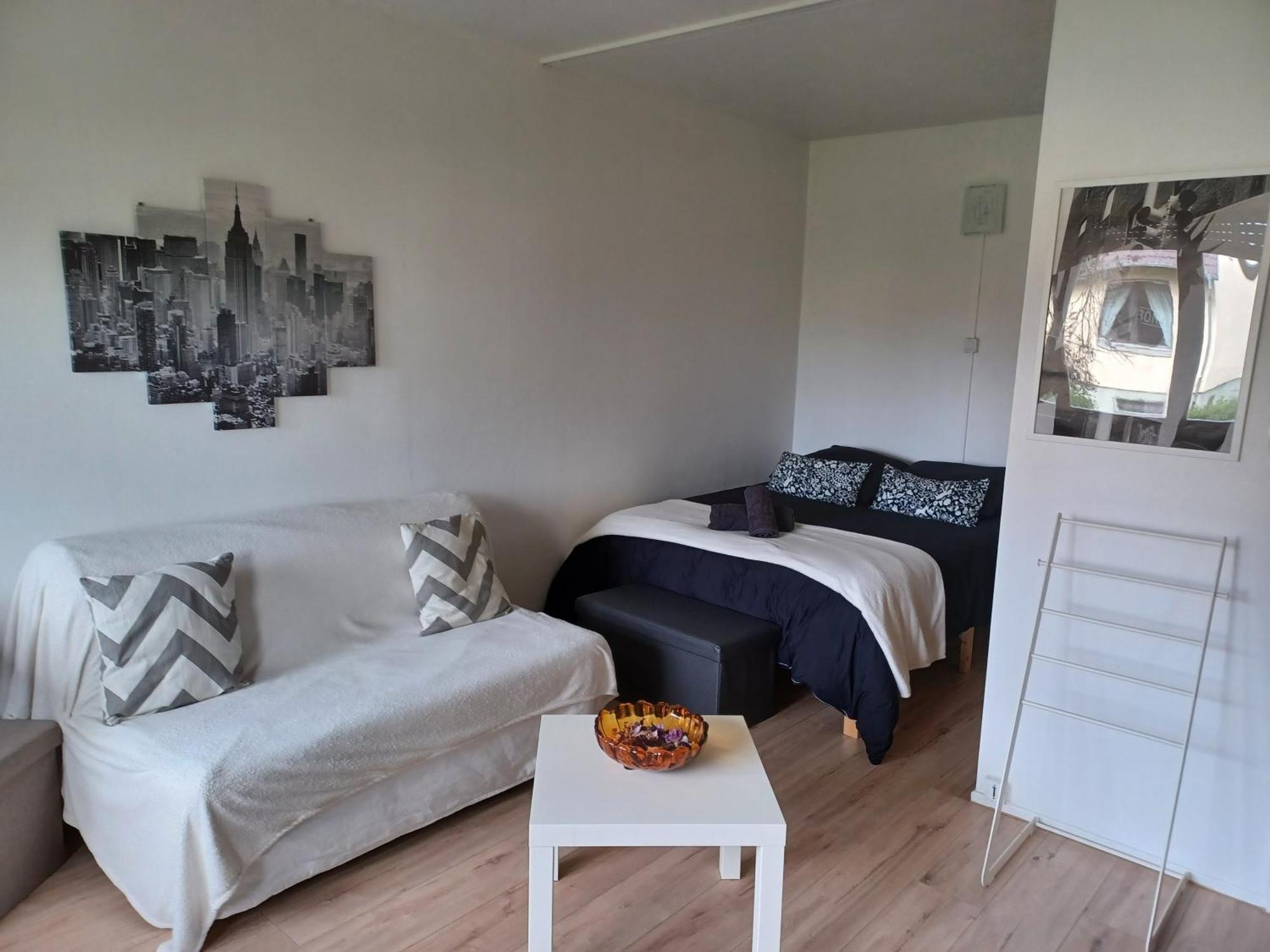 Studio Rdc Calme Avec Parking Ferme Pres Autoroute Et Tram C 뮐루즈 외부 사진