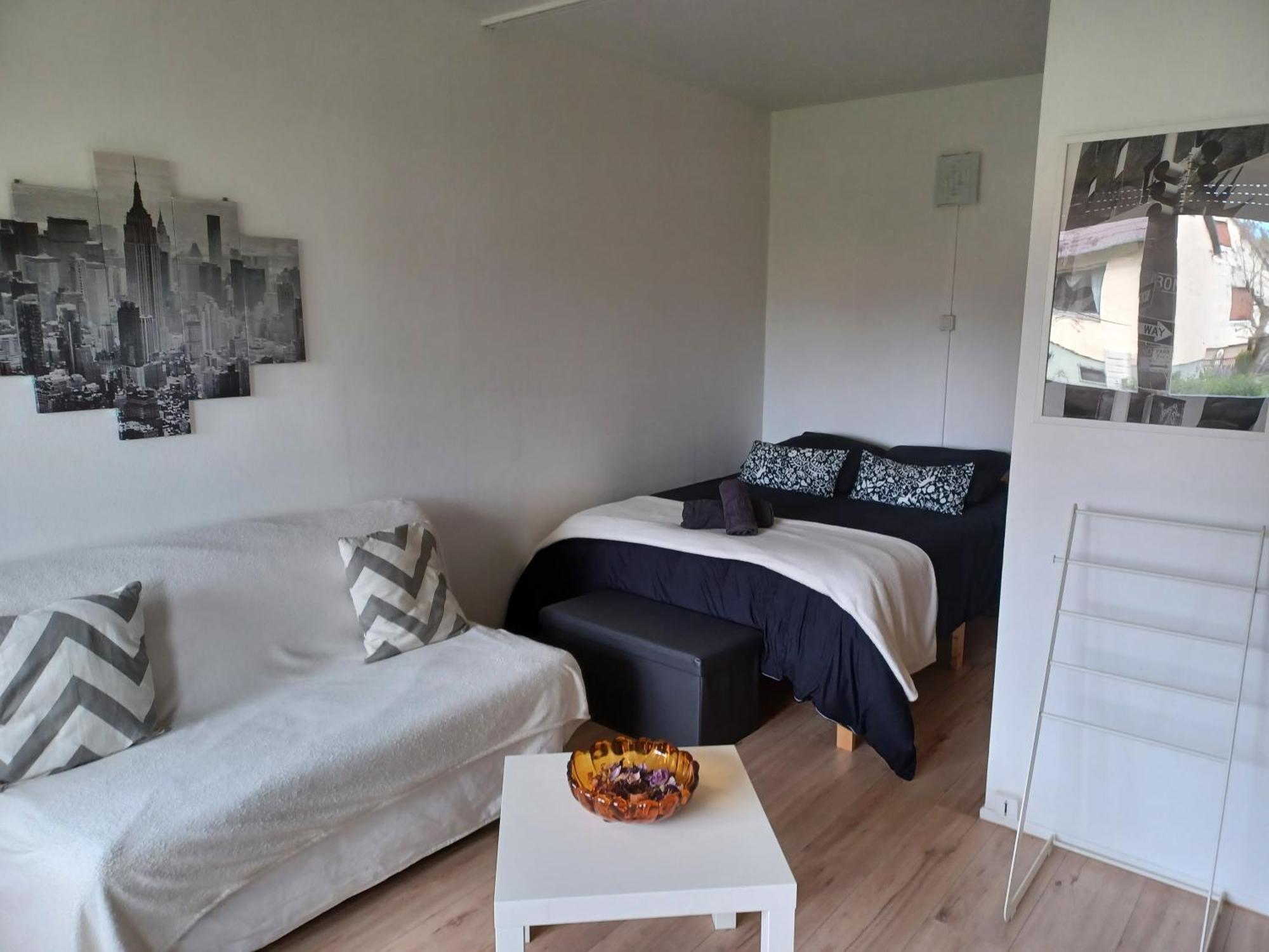 Studio Rdc Calme Avec Parking Ferme Pres Autoroute Et Tram C 뮐루즈 외부 사진